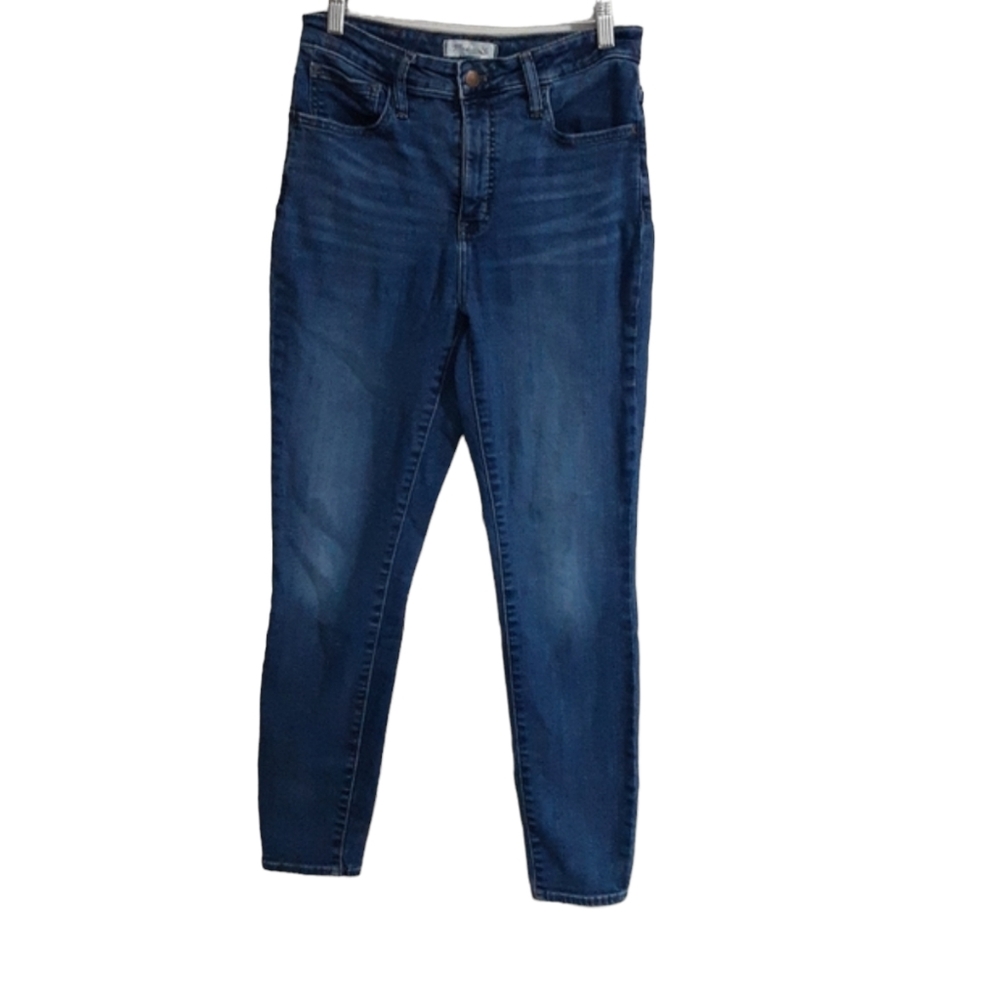 2/$20 Madewell curvy roadtripper high rise jean in size 28